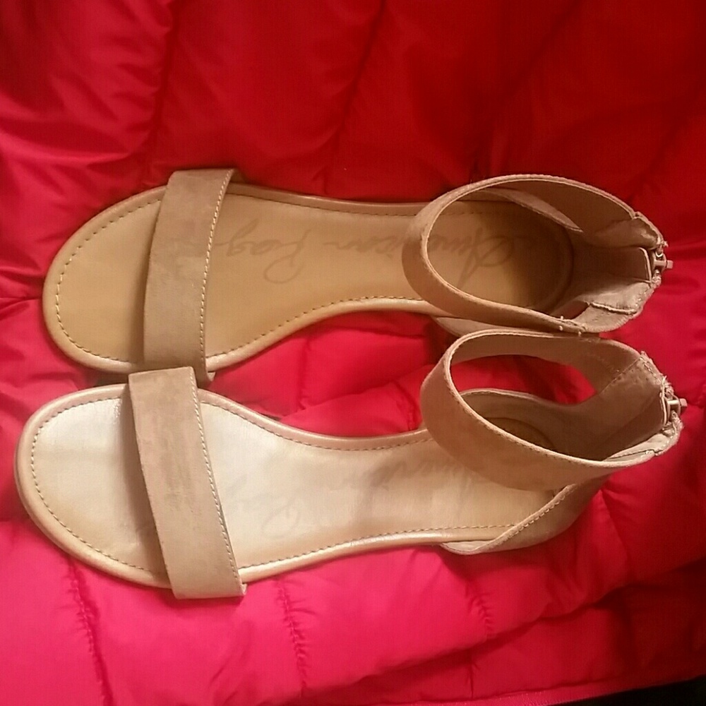 American Ragcie Sandal